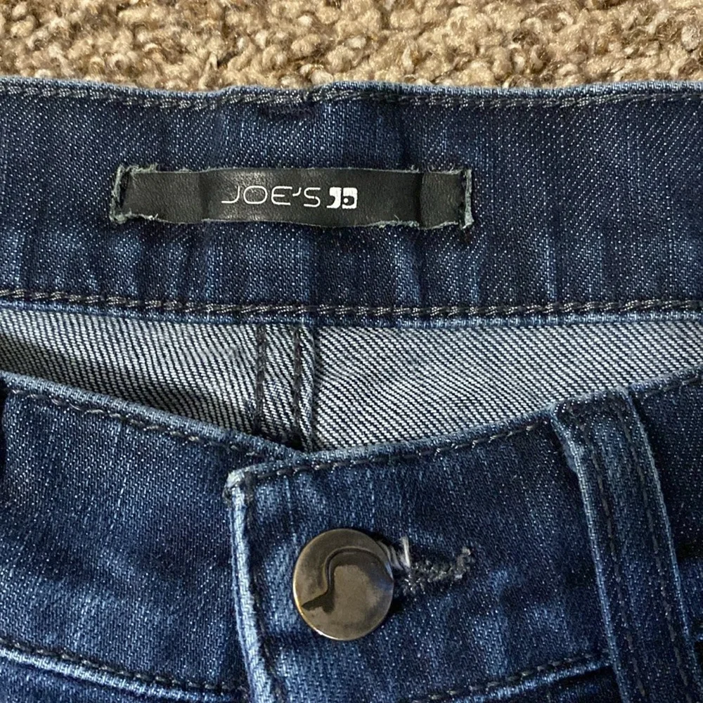 Joe’s Jeans Medium/Dark Wash - Picture 2 of 6